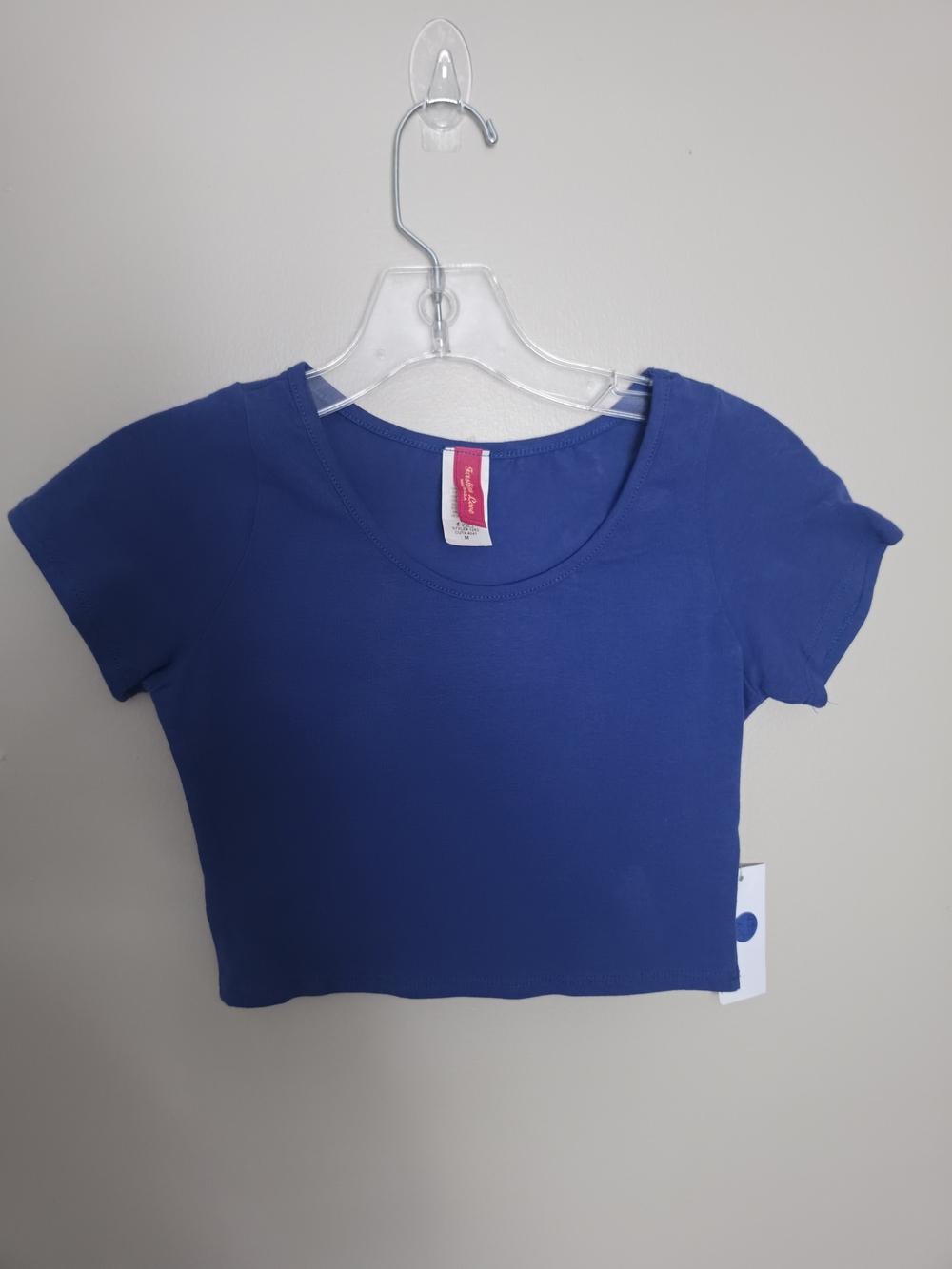 Fashion Love Women's Blue Solid Scoop Neck Short Sleeve Cropped T-Shirt M